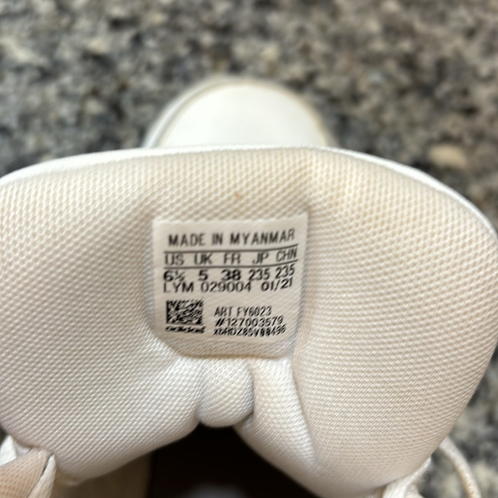 Adidas high top sneakers - Picture 9 of 10